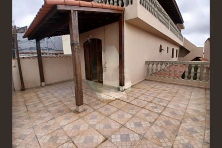 Casa à venda com 214m², 3 quartos e 4 vagas
