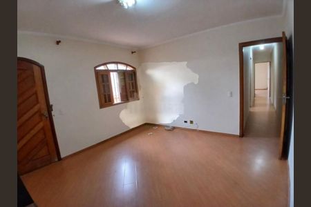 Casa à venda com 214m², 3 quartos e 4 vagas