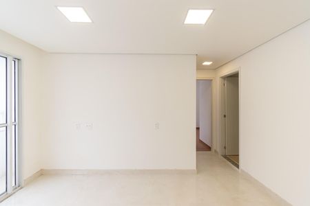 Apartamento à venda com 44m², 2 quartos e 1 vaga Apartamento à venda com 44m², 2 quartos e 1 vagaSala