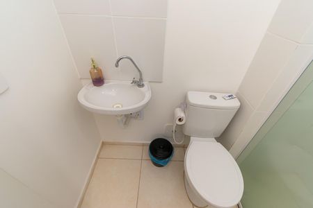 Apartamento à venda com 44m², 2 quartos e 1 vaga Apartamento à venda com 44m², 2 quartos e 1 vagaBanheiro