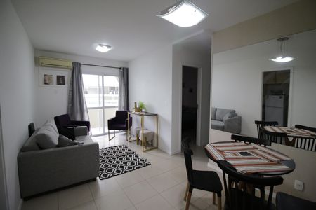 Sala de apartamento para alugar com 2 quartos, 78m² em Freguesia (jacarepaguá), Rio de Janeiro
