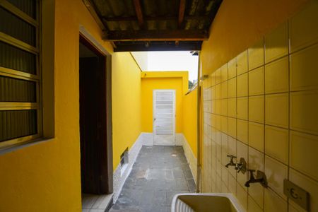 Casa para alugar com 93m², 2 quartos e 2 vagas Casa para alugar com 93m², 2 quartos e 2 vagasÁrea de serviço