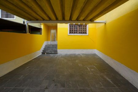 Casa para alugar com 93m², 2 quartos e 2 vagas Casa para alugar com 93m², 2 quartos e 2 vagasÁrea externa