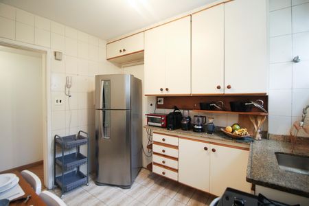Apartamento para alugar com 75m², 3 quartos e 1 vaga Apartamento para alugar com 75m², 3 quartos e 1 vagaCozinha