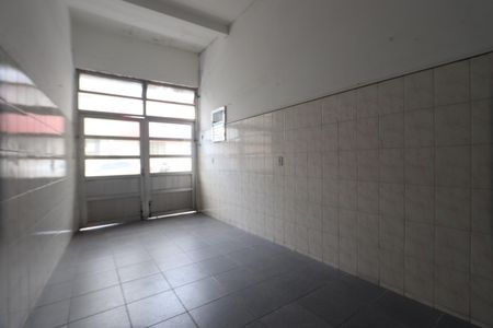 Garagem de casa à venda com 3 quartos, 372m² em Parque da Vila Prudente, São Paulo