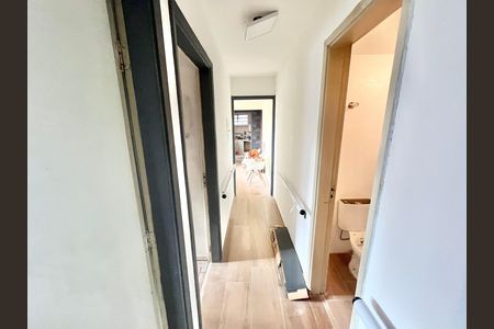 Corredor de apartamento à venda com 3 quartos, 90m² em Santana, São Paulo