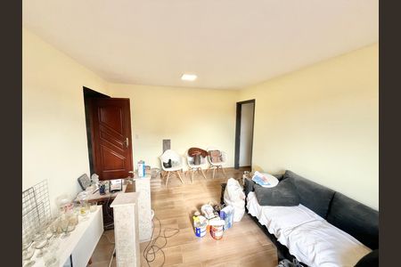 Apartamento à venda com 90m², 3 quartos e 1 vagaSala