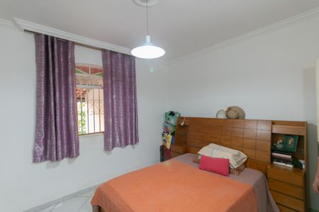 Casa à venda com 120m², 3 quartos e 4 vagas