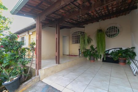 Casa à venda com 120m², 3 quartos e 4 vagas