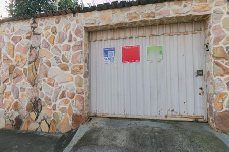 Casa à venda com 120m², 3 quartos e 4 vagas