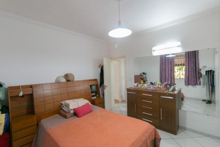 Casa à venda com 120m², 3 quartos e 4 vagas
