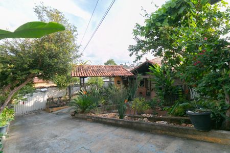 Casa à venda com 120m², 3 quartos e 4 vagas