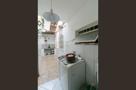 Casa à venda com 120m², 3 quartos e 4 vagas