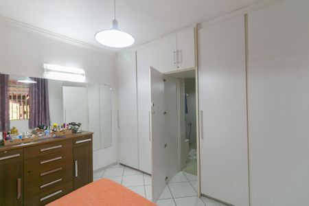 Casa à venda com 120m², 3 quartos e 4 vagas