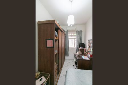 Casa à venda com 120m², 3 quartos e 4 vagas