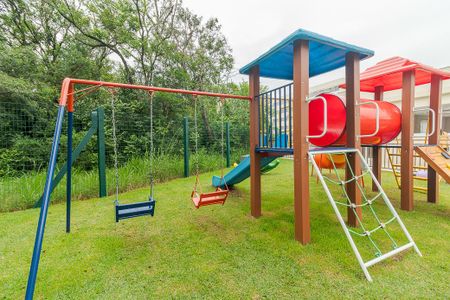 Apartamento à venda com 48m², 2 quartos e 1 vaga Apartamento à venda com 48m², 2 quartos e 1 vagaÁrea comum - Playground