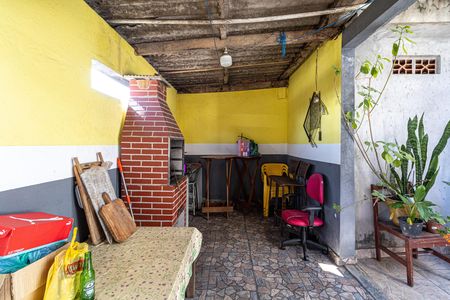 Casa à venda com 294m², 2 quartos e 1 vagaChurrasqueira