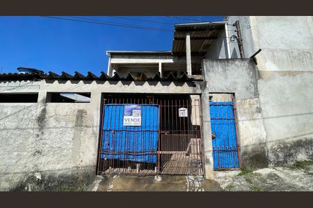 Casa à venda com 294m², 2 quartos e 1 vagaFachada+Placa 