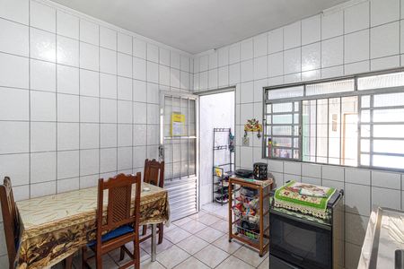Casa à venda com 294m², 2 quartos e 1 vagaCozinha