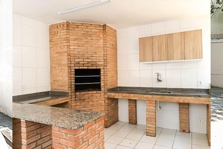 Apartamento à venda com 57m², 2 quartos e 1 vaga Apartamento à venda com 57m², 2 quartos e 1 vagaÁrea comum - Churrasqueira