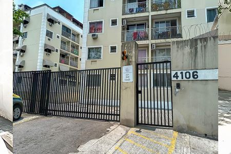 Apartamento à venda com 57m², 2 quartos e 1 vaga Apartamento à venda com 57m², 2 quartos e 1 vagaFachada