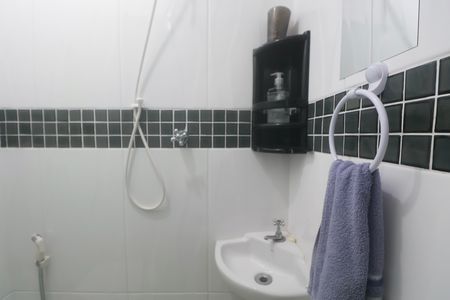 Apartamento para alugar com 74m², 2 quartos e 1 vaga Apartamento para alugar com 74m², 2 quartos e 1 vagaBanheiro Suíte 2