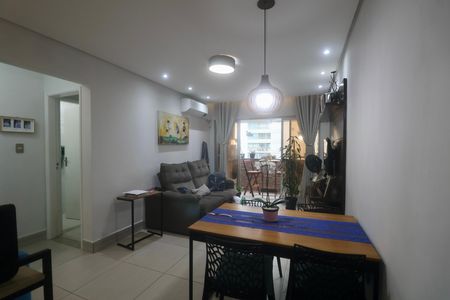 Apartamento para alugar com 74m², 2 quartos e 1 vaga Apartamento para alugar com 74m², 2 quartos e 1 vagaSala