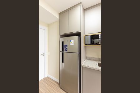 Cozinha de kitnet/studio para alugar com 1 quarto, 26m² em Indianópolis, São Paulo