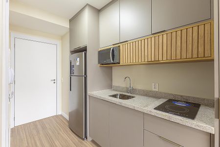 Cozinha de kitnet/studio para alugar com 1 quarto, 26m² em Indianópolis, São Paulo