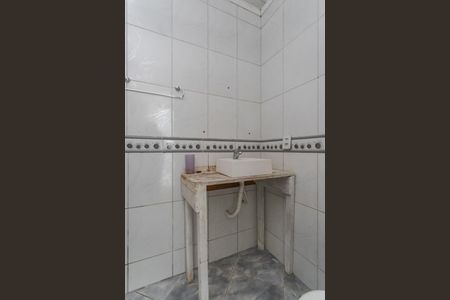 Casa à venda com 129m², 4 quartos e 1 vagaBanheiro
