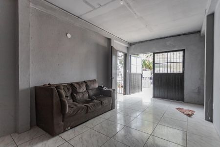 Casa à venda com 129m², 4 quartos e 1 vagaSala