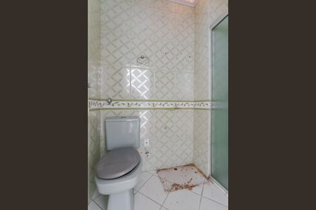 Casa à venda com 129m², 4 quartos e 1 vagaBanheiro