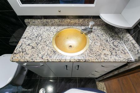 Casa à venda com 120m², 3 quartos e 3 vagas Casa à venda com 120m², 3 quartos e 3 vagasBanheiro 2
