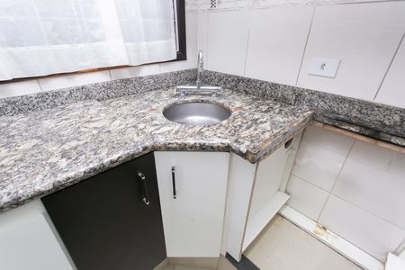Casa à venda com 120m², 3 quartos e 3 vagas Casa à venda com 120m², 3 quartos e 3 vagasCozinha