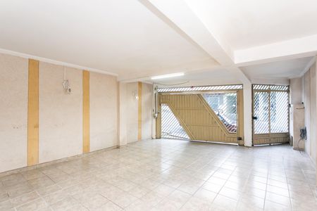 Casa à venda com 120m², 3 quartos e 3 vagas Casa à venda com 120m², 3 quartos e 3 vagasGaragem