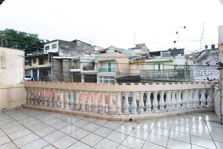 Casa à venda com 120m², 3 quartos e 3 vagas Casa à venda com 120m², 3 quartos e 3 vagasVaranda da Suíte