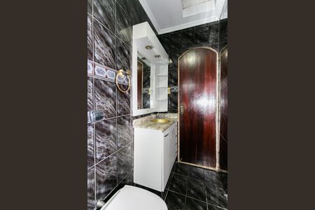 Casa à venda com 120m², 3 quartos e 3 vagas Casa à venda com 120m², 3 quartos e 3 vagasBanheiro 2
