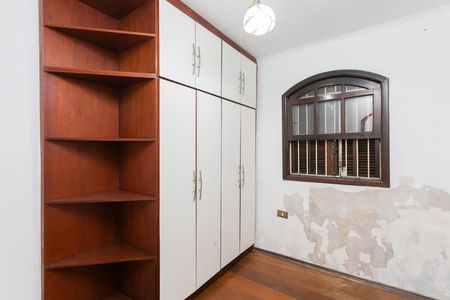 Casa à venda com 120m², 3 quartos e 3 vagas Casa à venda com 120m², 3 quartos e 3 vagasQuarto 2