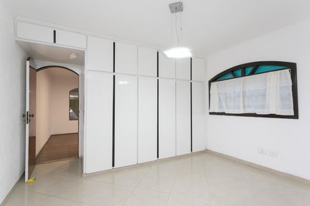 Casa à venda com 120m², 3 quartos e 3 vagas Casa à venda com 120m², 3 quartos e 3 vagasCozinha