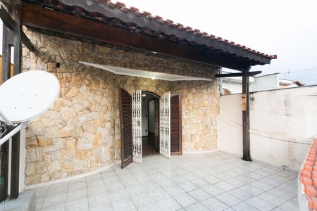 Casa à venda com 120m², 3 quartos e 3 vagas Casa à venda com 120m², 3 quartos e 3 vagasVaranda da Suíte