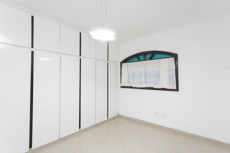 Casa à venda com 120m², 3 quartos e 3 vagas Casa à venda com 120m², 3 quartos e 3 vagasCozinha