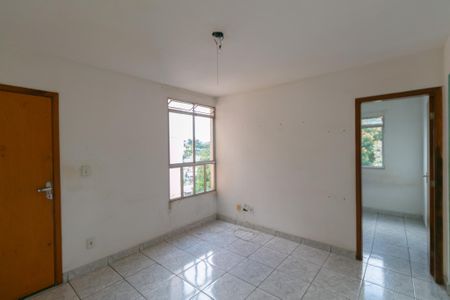 Apartamento à venda com 2 quartos, 45m² em São João Batista, Belo Horizonte