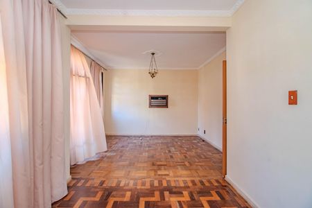 Sala de casa à venda com 2 quartos, 95m² em Passo D’areia, Porto Alegre