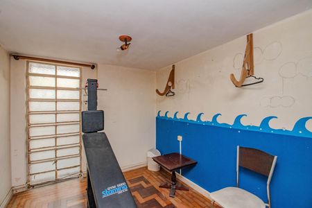 Casa à venda com 95m², 2 quartos e 2 vagas Casa à venda com 95m², 2 quartos e 2 vagasDepósito