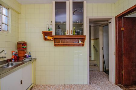 Casa à venda com 95m², 2 quartos e 2 vagas Casa à venda com 95m², 2 quartos e 2 vagasCozinha