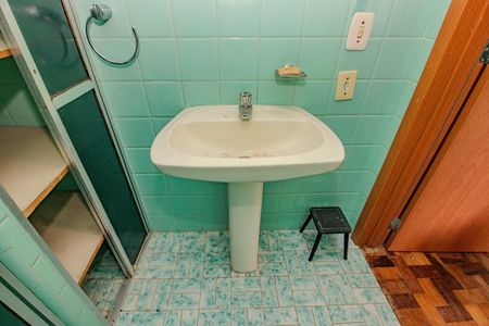 Casa à venda com 95m², 2 quartos e 2 vagas Casa à venda com 95m², 2 quartos e 2 vagasBanheiro