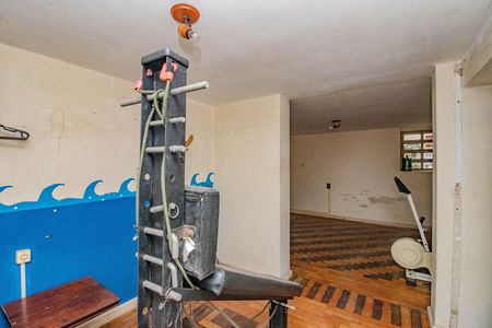 Casa à venda com 95m², 2 quartos e 2 vagas Casa à venda com 95m², 2 quartos e 2 vagasDepósito