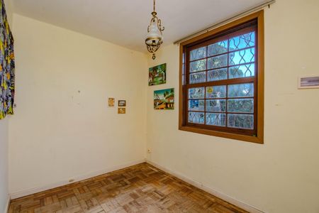 Casa à venda com 95m², 2 quartos e 2 vagas Casa à venda com 95m², 2 quartos e 2 vagasCopa