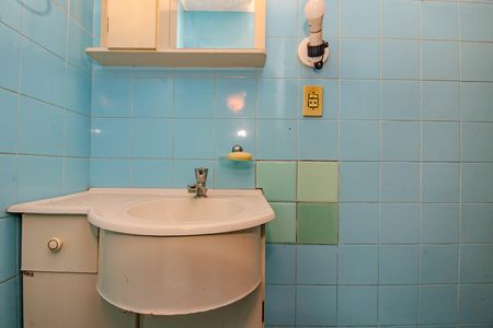 Casa à venda com 95m², 2 quartos e 2 vagas Casa à venda com 95m², 2 quartos e 2 vagasBanheiro 2