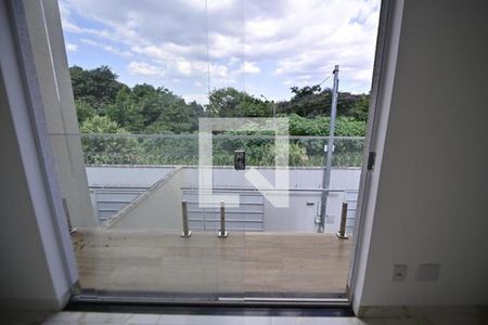 Casa à venda com 87m², 3 quartos e 2 vagasVaranda